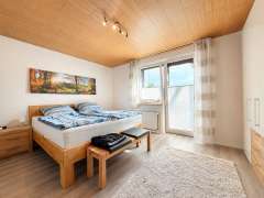 afcd0ce6-1cbb-4406-bb7c-71a65f67373c.jpg