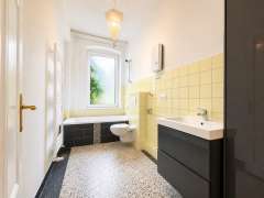 eed39ac5-cad5-4e6e-be27-9b05feea1438.jpg
