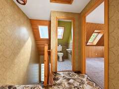 85e2f196-0ad1-414a-a315-cf8f6cc70b47.jpg